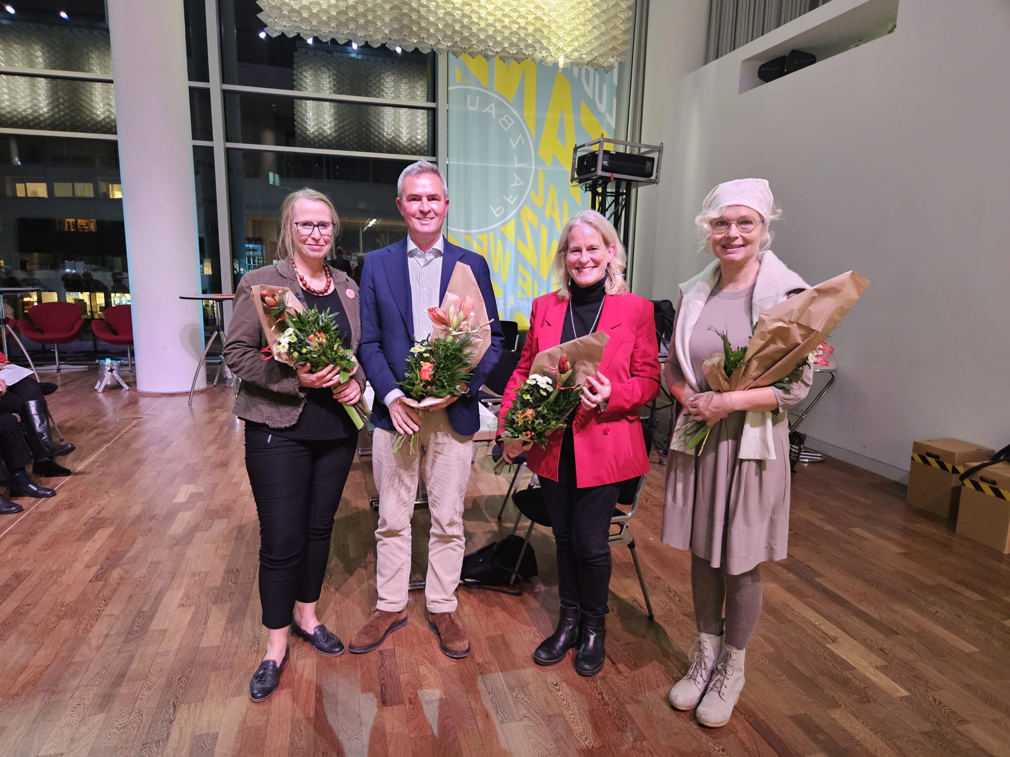 Neue stellvertretende Vorsitzende 4 Birte Reininghaus, Raik Dreher, Anne Grubb, Barbara Wendland - Copyright Walter Hoinka